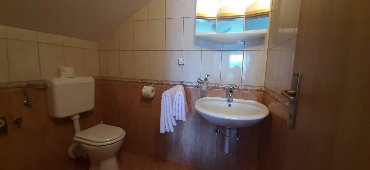 Rooms Jure Sabljak Грабовац Екстериор снимка
