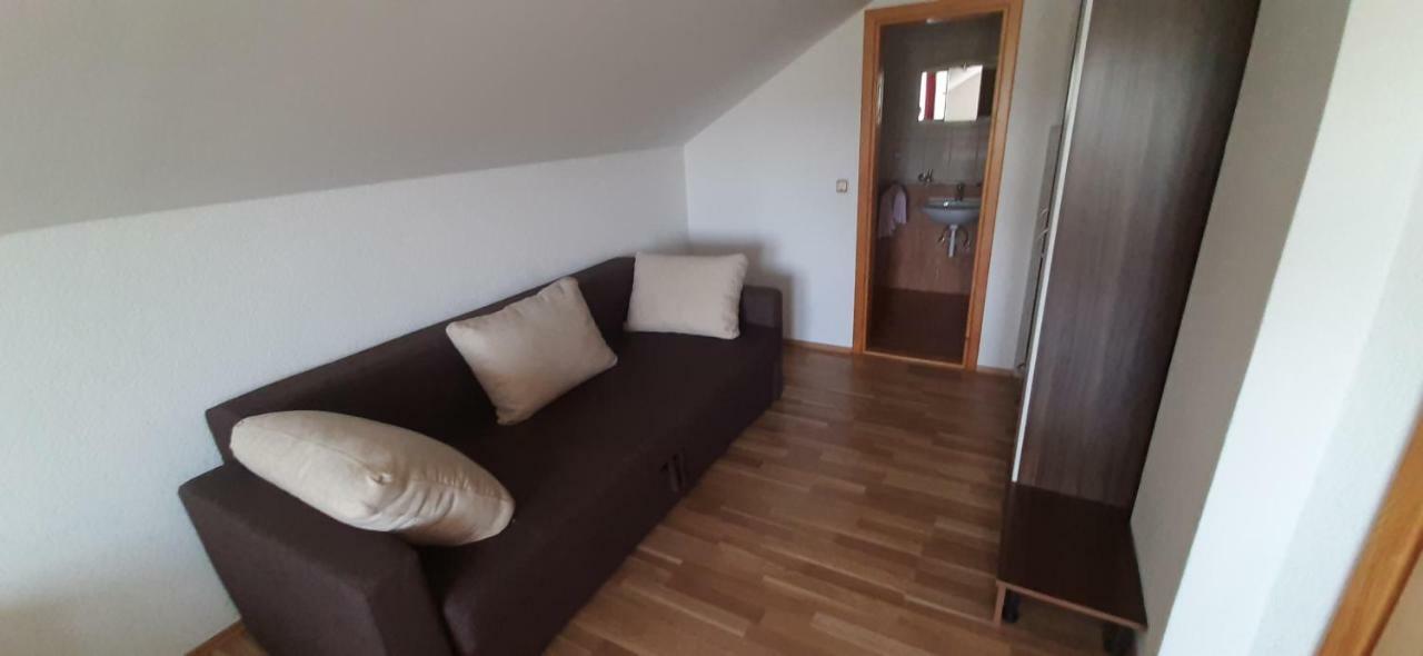 Rooms Jure Sabljak Грабовац Екстериор снимка